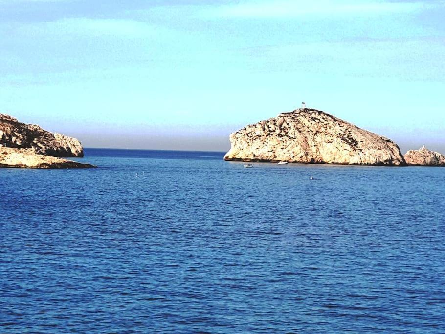 Maison De Village A 35 M Du Bord De Mer Марсель Экстерьер фото